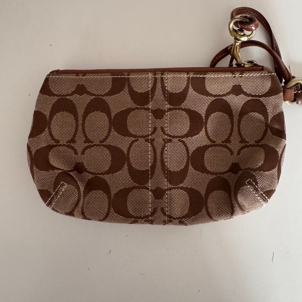 Coach Signature Jacquard Bleecker Buckle Wristlet Brown Leather Clutch Vtg Y2K - Picture 4 of 9